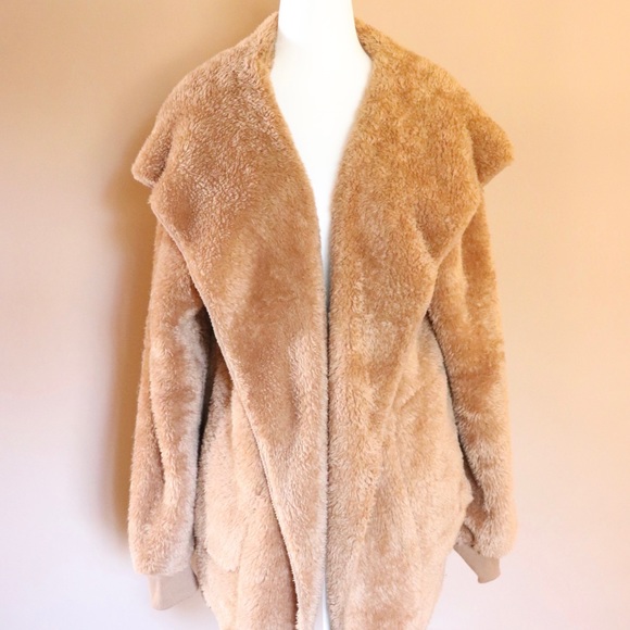 Camel Faux Fur Jacket - Picture 4 of 10